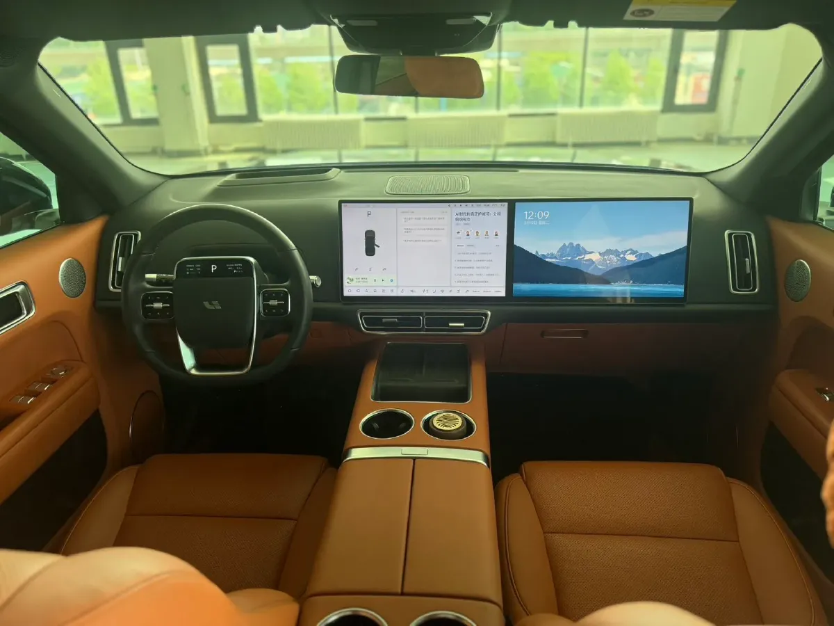 2024 Li L6 Range Extended 154HP L4 REEV 36.8KWH,autocango,china used car exporter,china ev exporter,chinese used car exporter,chinese used ev exporter