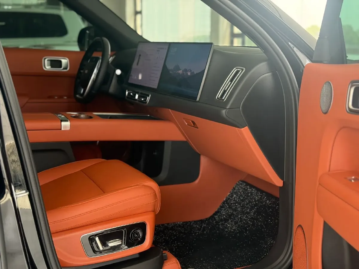 2024 Li L6 Range Extended 154HP L4 REEV 36.8KWH,autocango,china used car exporter,china ev exporter,chinese used car exporter,chinese used ev exporter