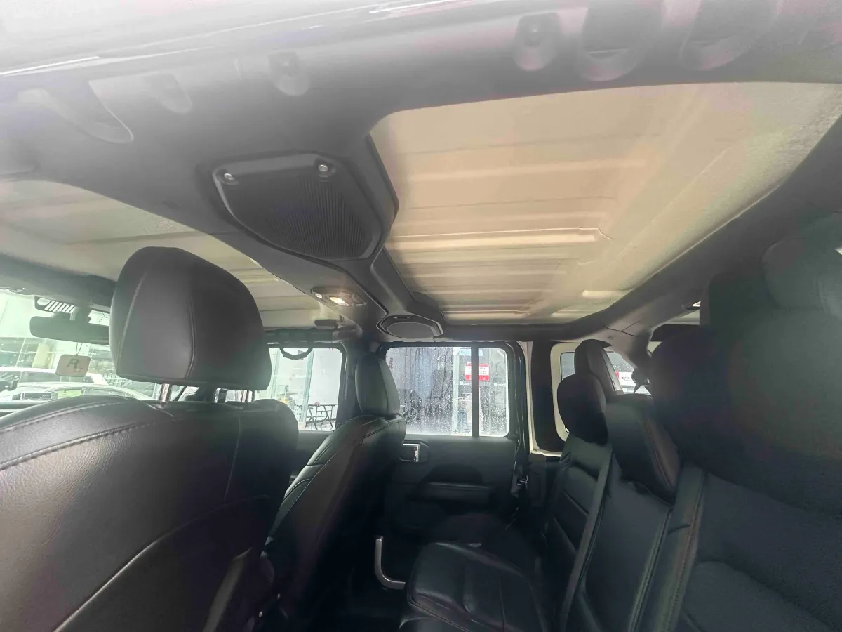 2018 Jeep Wrangler 2.0T 266HP L4 8AT,autocango,china used car exporter,china ev exporter,chinese used car exporter,chinese used ev exporter