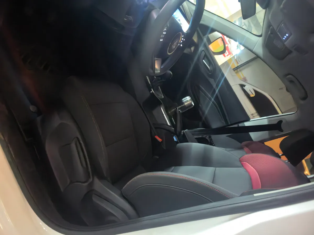 2023 MG 5 1.5L 129HP L4 5MT,autocango,china used car exporter,china ev exporter,chinese used car exporter,chinese used ev exporter