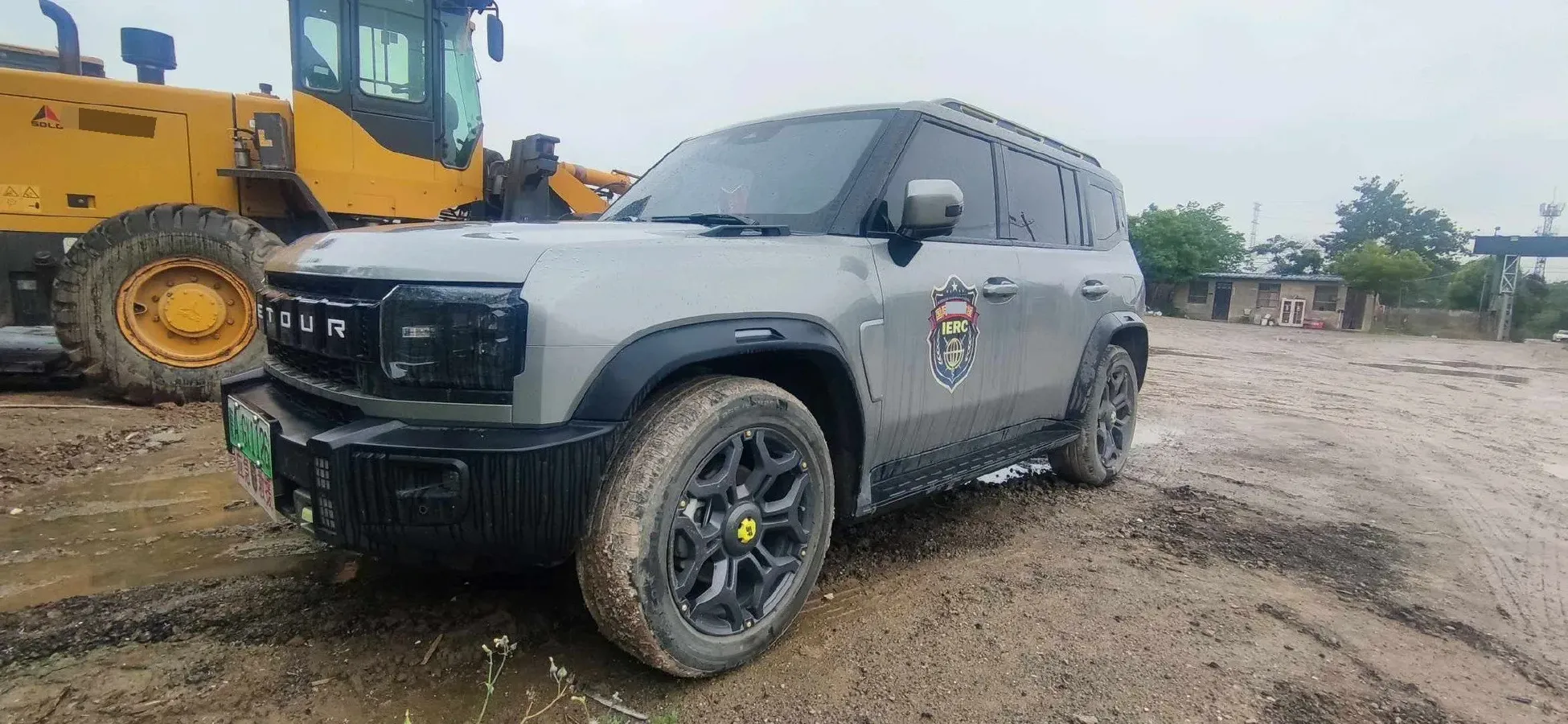 2024 Jetour ShanHai TravellerC-DM 1.5T 156HP L4 3DHT PHEV 43.24KWH,autocango,china used car exporter,china ev exporter,chinese used car exporter,chinese used ev exporter