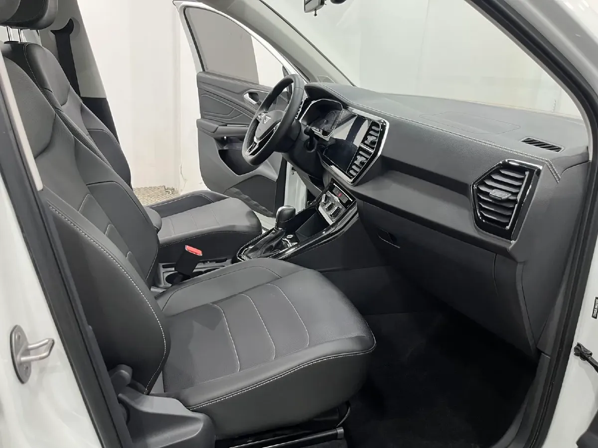 2021 Jetta VS7 1.4T 150HP L4 6AT,autocango,china used car exporter,china ev exporter,chinese used car exporter,chinese used ev exporter