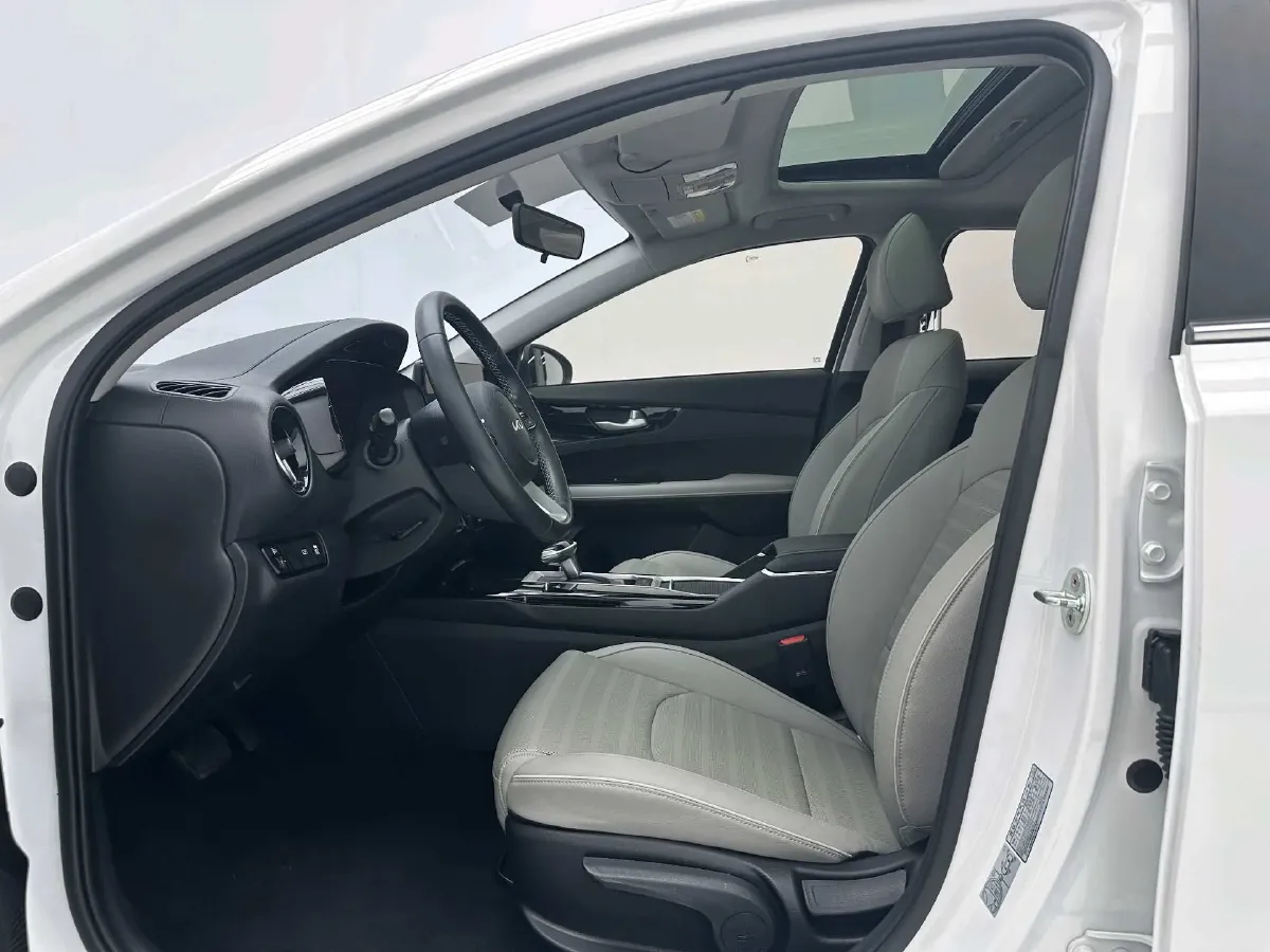 2023 Kia K3 1.5L 115HP L4 CVT,autocango,china used car exporter,china ev exporter,chinese used car exporter,chinese used ev exporter
