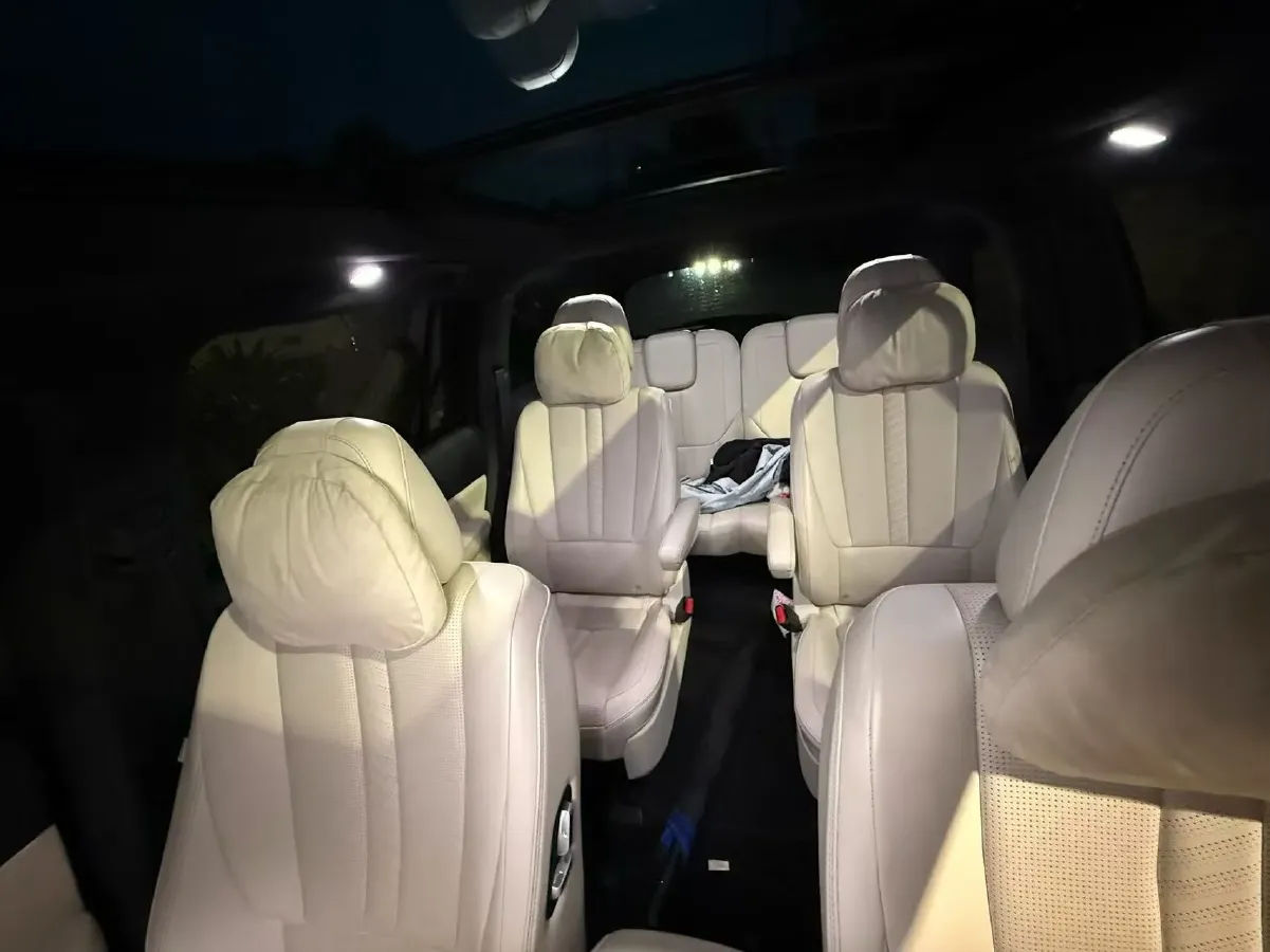 2020 Li ONE Range Extended 131HP REEV 40.5KWH,autocango,china used car exporter,china ev exporter,chinese used car exporter,chinese used ev exporter