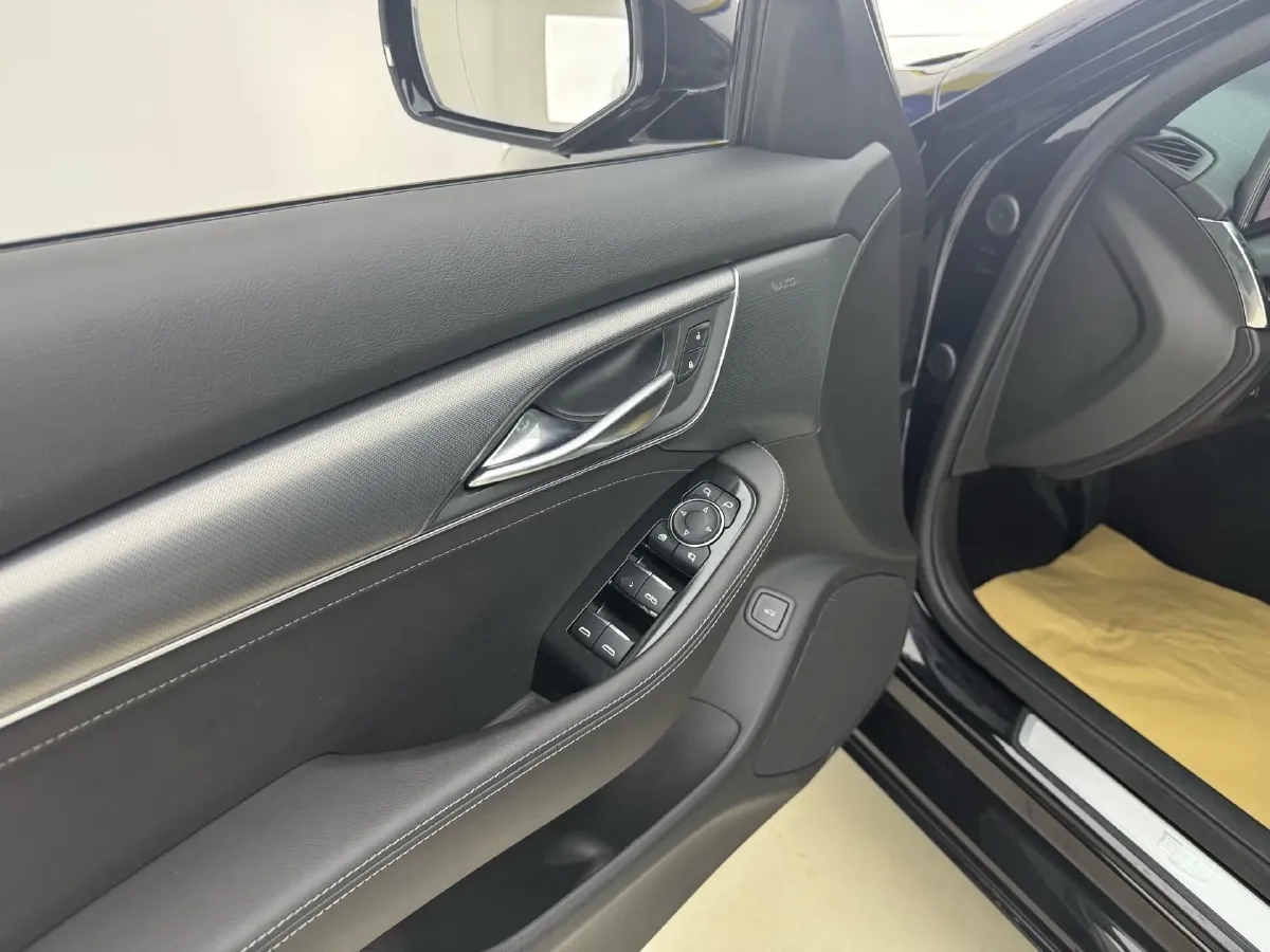 2024 Cadillac CT5 2.0T 237HP L4 10AT,autocango,china used car exporter,china ev exporter,chinese used car exporter,chinese used ev exporter