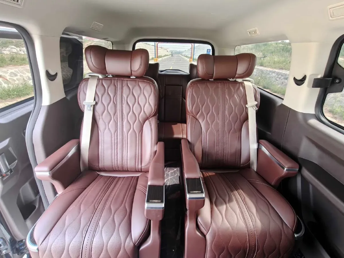 2023 BAW RuiSheng Trump M7 2.0L 144HP L4 8AT,autocango,china used car exporter,china ev exporter,chinese used car exporter,chinese used ev exporter