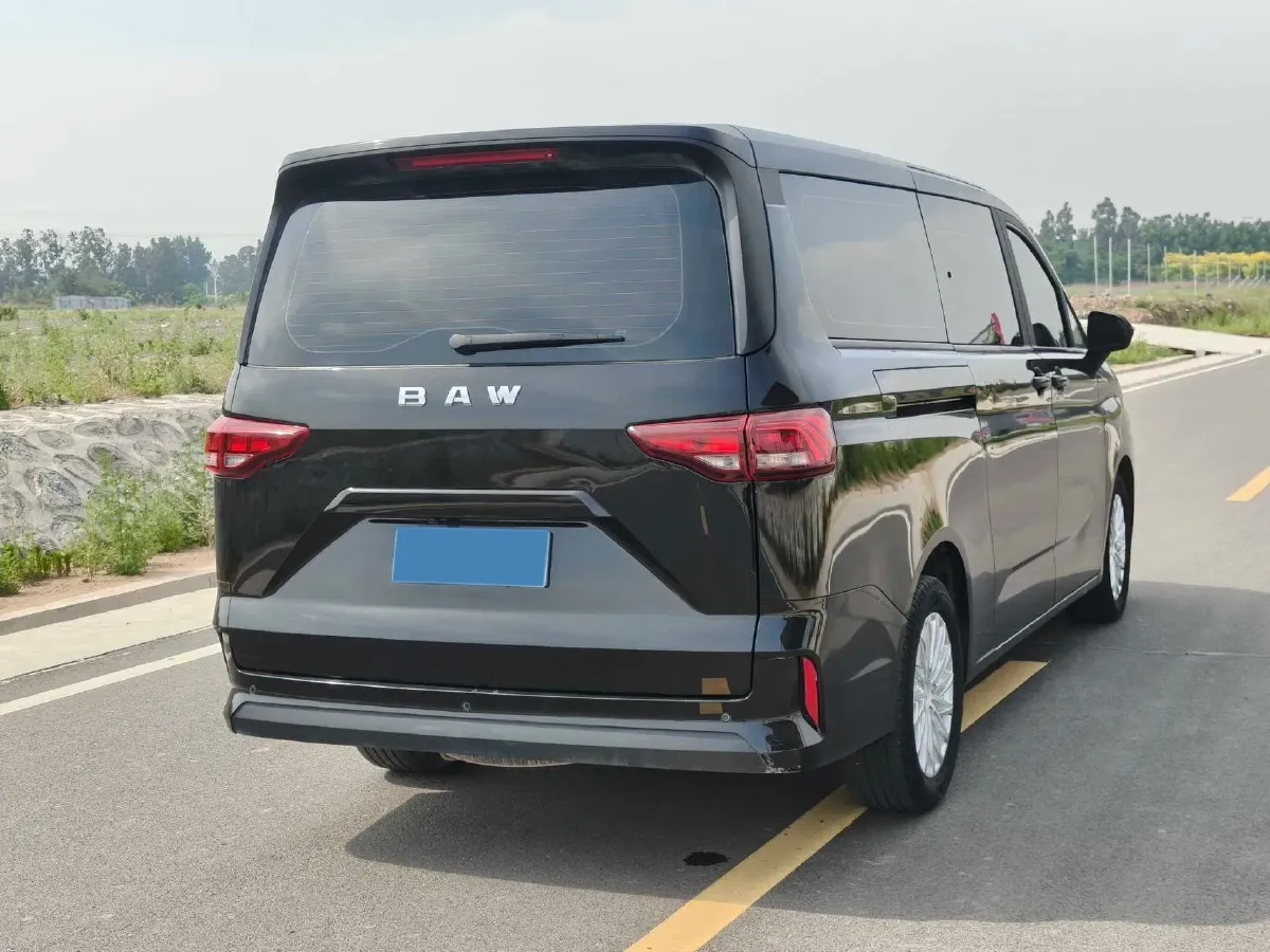 2023 BAW RuiSheng Trump M7 2.0L 144HP L4 8AT,autocango,china used car exporter,china ev exporter,chinese used car exporter,chinese used ev exporter