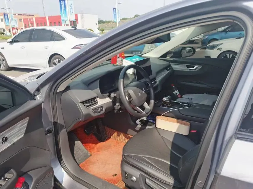 2023 HongQi E-QM5 BEV 82KWH,autocango,china used car exporter,china ev exporter,chinese used car exporter,chinese used ev exporter