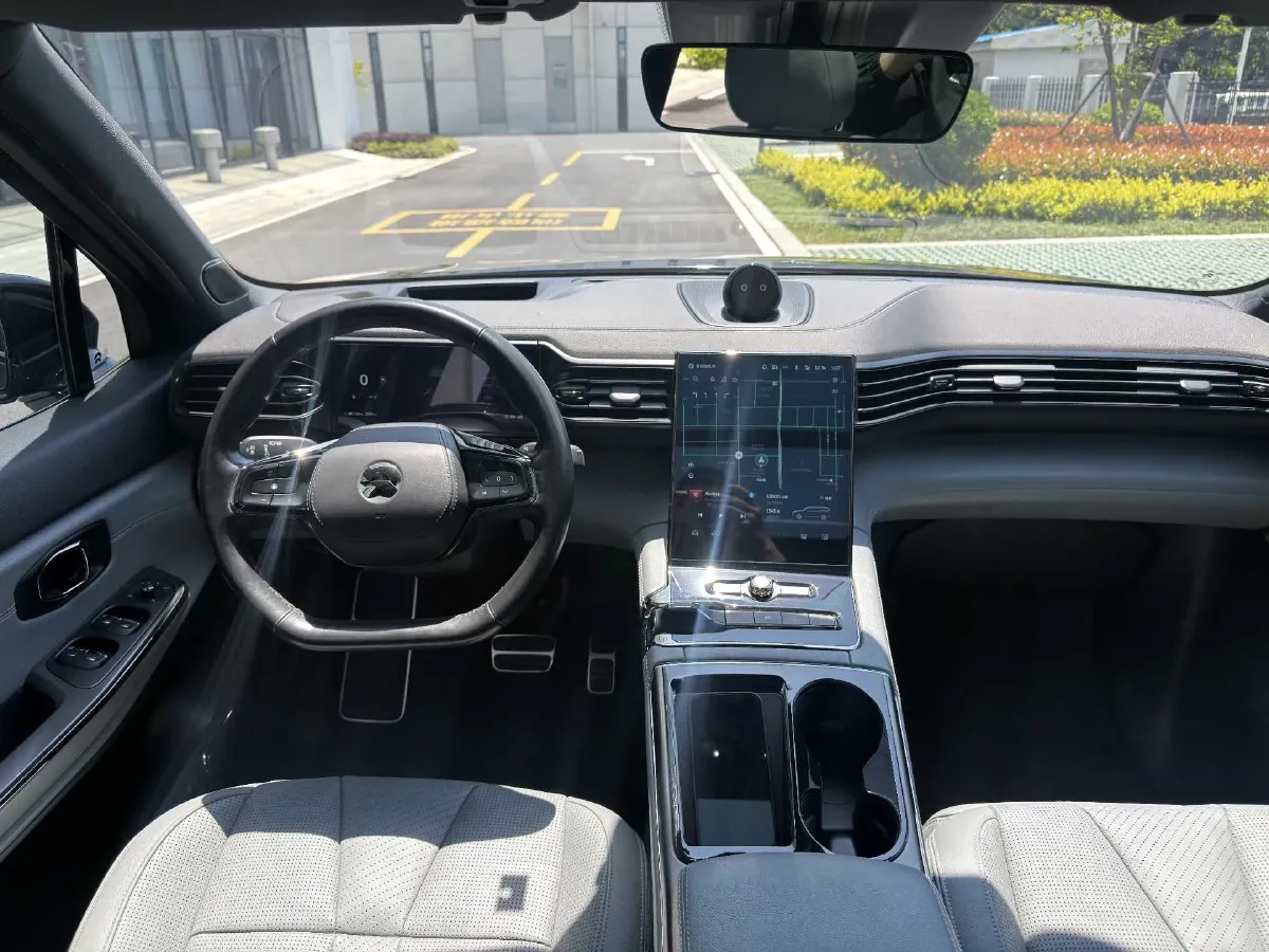 2020 NIO ES8 BEV 100KWH,autocango,china used car exporter,china ev exporter,chinese used car exporter,chinese used ev exporter