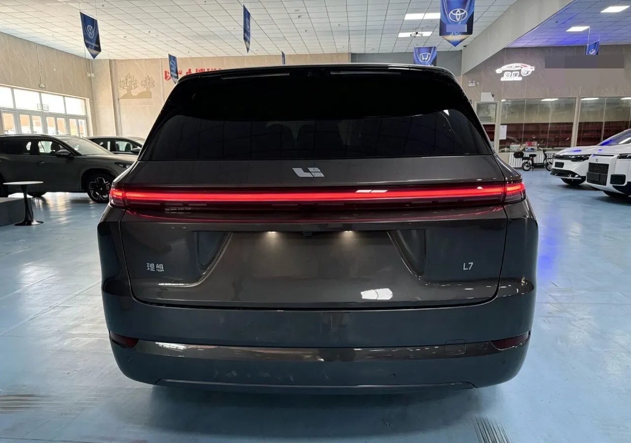 2024 Li L7 Range Extended 154HP REEV 42.8KWH,autocango,china used car exporter,china ev exporter,chinese used car exporter,chinese used ev exporter