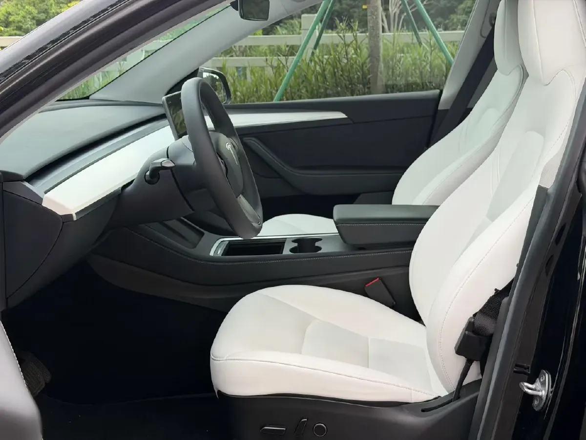 2023 Tesla Model Y BEV 78.4KWH,autocango,china used car exporter,china ev exporter,chinese used car exporter,chinese used ev exporter