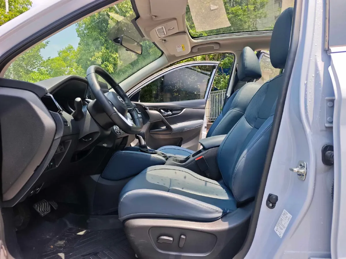 2025 Nissan Qashqai 2.0L 151HP L4 CVT,autocango,china used car exporter,china ev exporter,chinese used car exporter,chinese used ev exporter