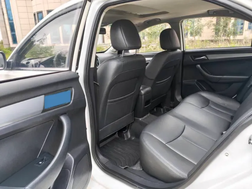 2018 Roewe 360 1.5L 116HP L4 4AT,autocango,china used car exporter,china ev exporter,chinese used car exporter,chinese used ev exporter