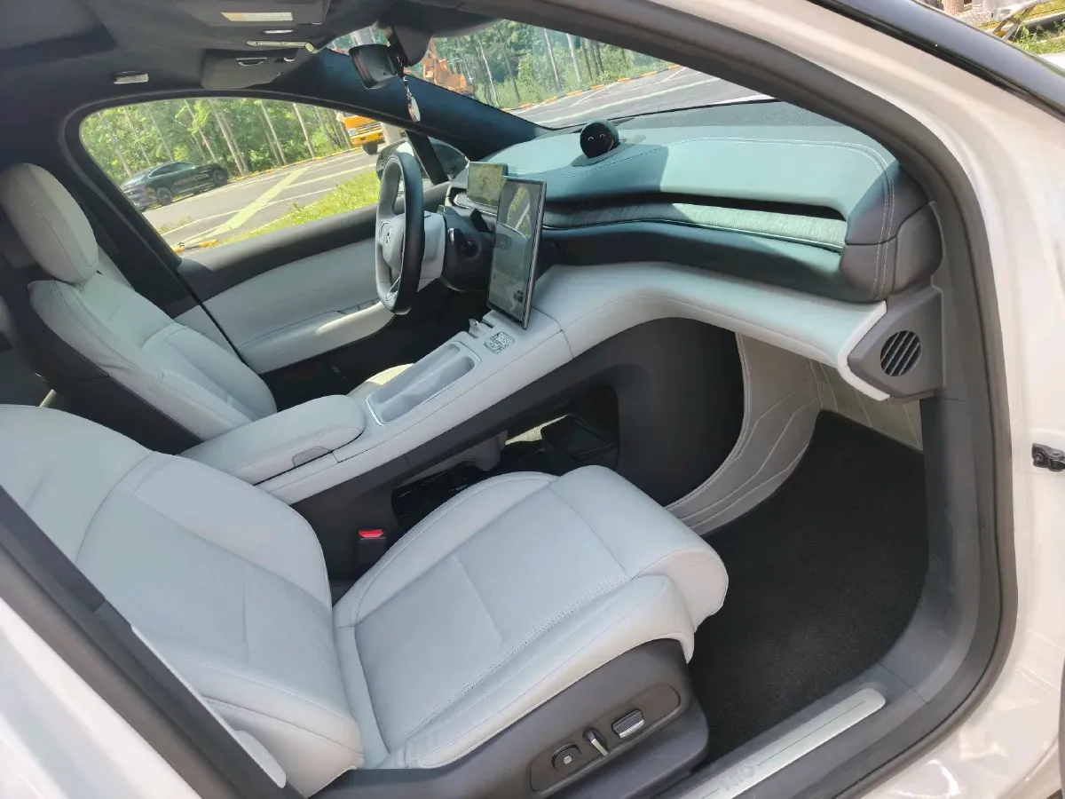 2023 NIO ES6 BEV 75KWH,autocango,china used car exporter,china ev exporter,chinese used car exporter,chinese used ev exporter