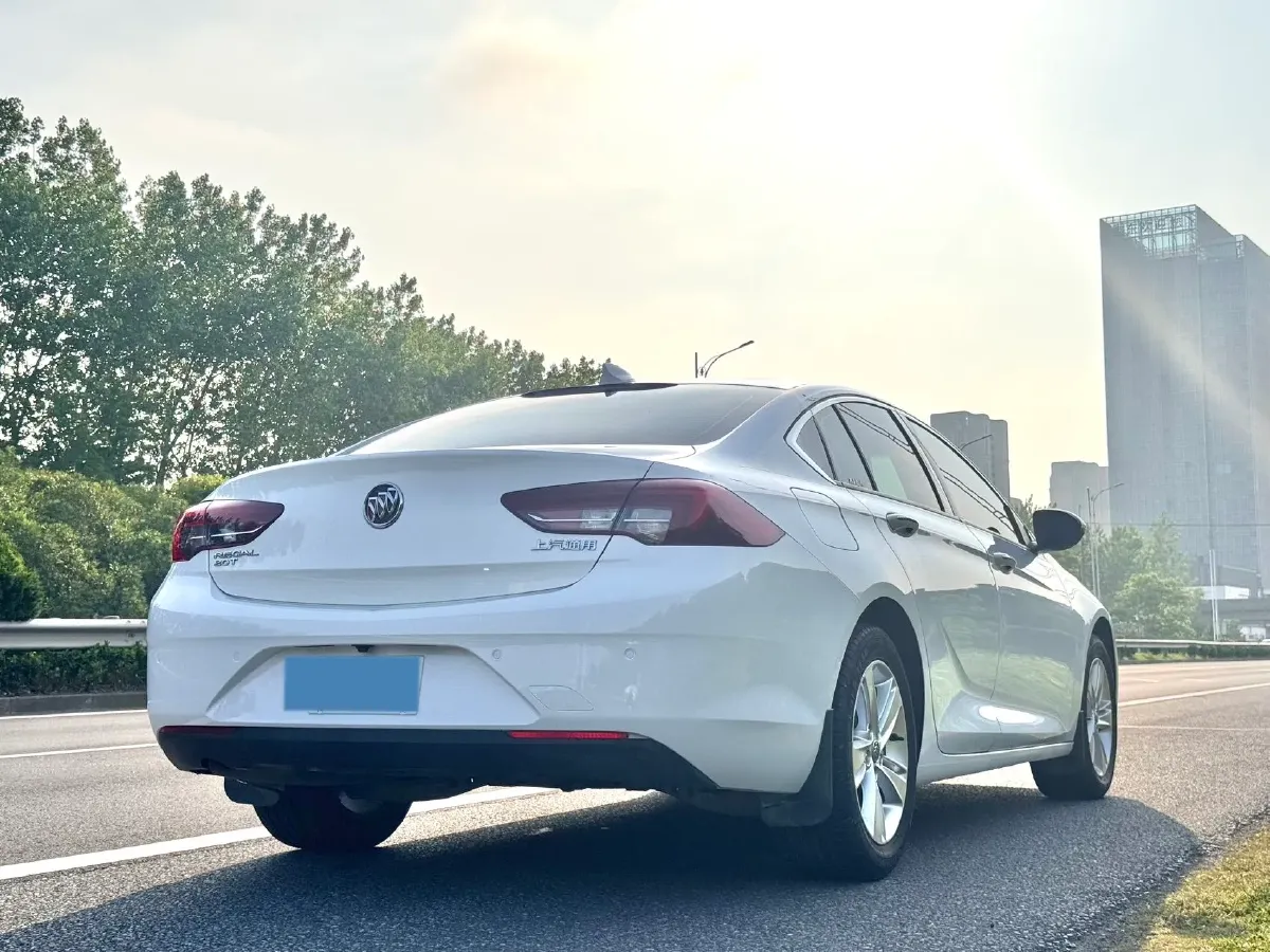 2019 Buick Regal 1.5T 170HP L4 9AT,autocango,china used car exporter,china ev exporter,chinese used car exporter,chinese used ev exporter