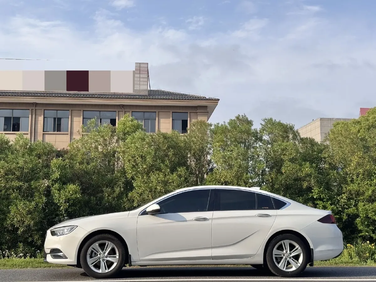 2019 Buick Regal 1.5T 170HP L4 9AT,autocango,china used car exporter,china ev exporter,chinese used car exporter,chinese used ev exporter