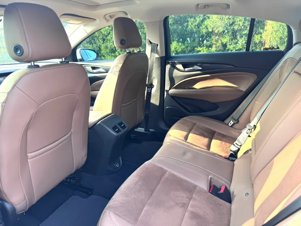 2019 Buick Regal 1.5T 170HP L4 9AT,autocango,china used car exporter,china ev exporter,chinese used car exporter,chinese used ev exporter