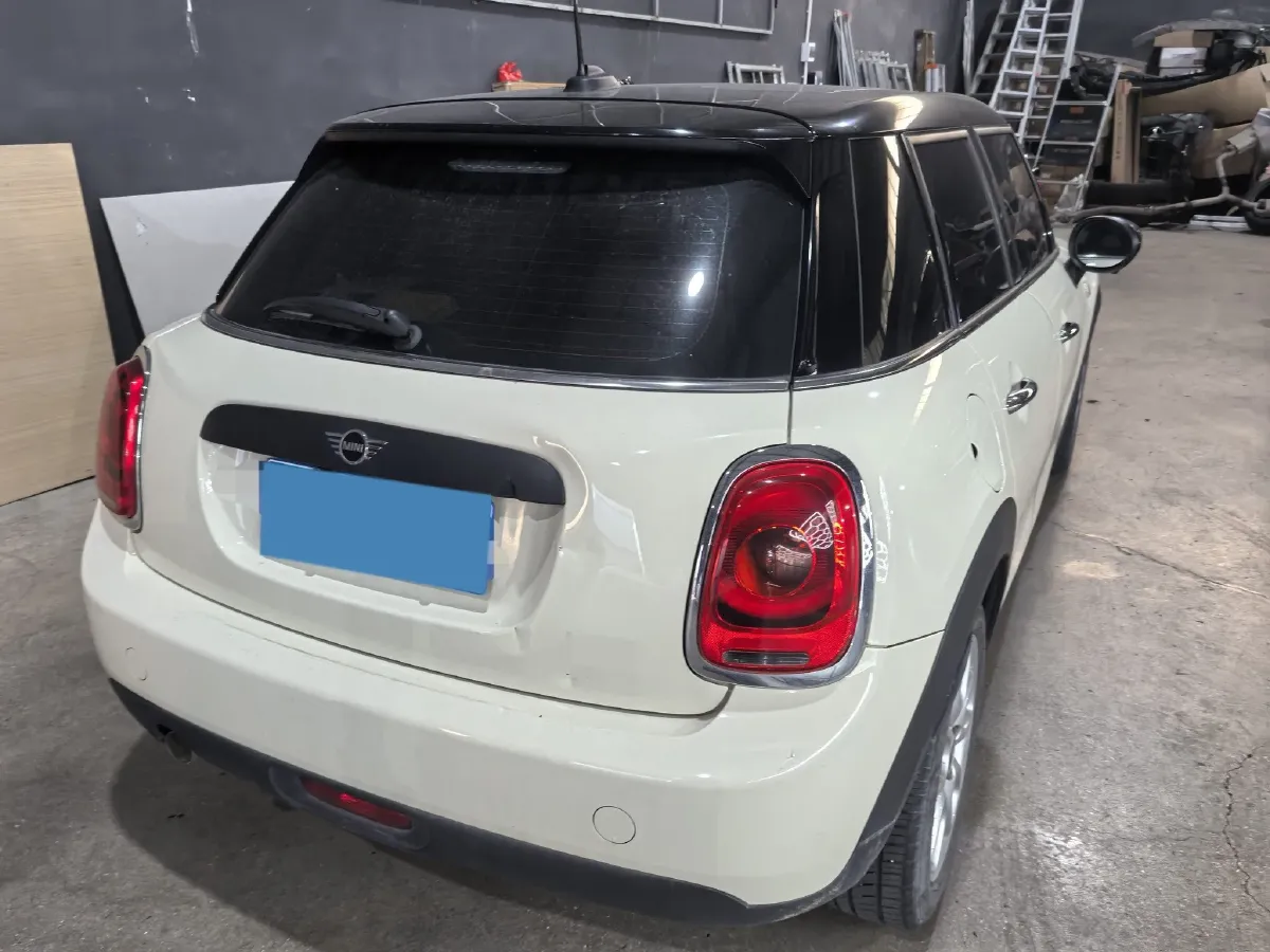2021 MINI MINI 1.5T 102HP L3 7DCT,autocango,china used car exporter,china ev exporter,chinese used car exporter,chinese used ev exporter