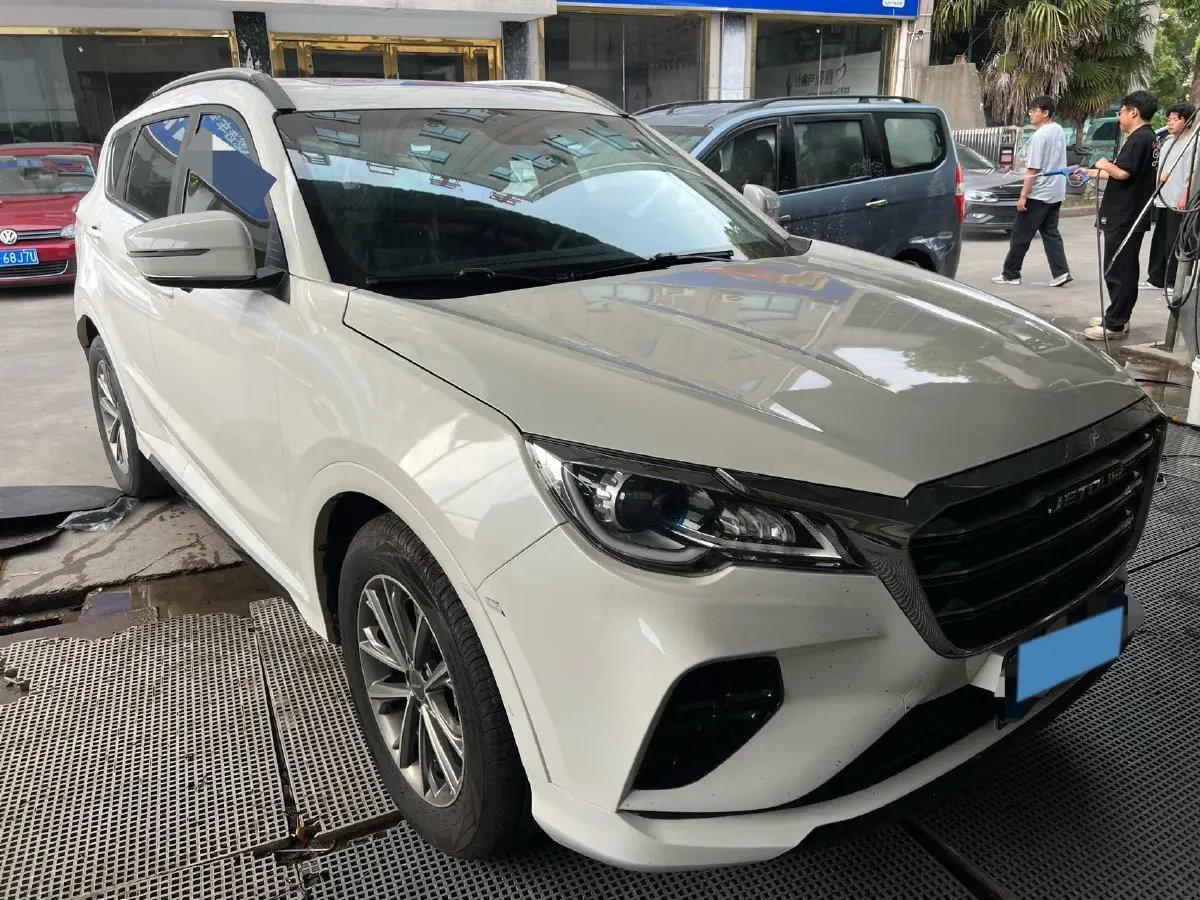 2019 Jetour X70 1.5T 156HP L4 6DCT,autocango,china used car exporter,china ev exporter,chinese used car exporter,chinese used ev exporter