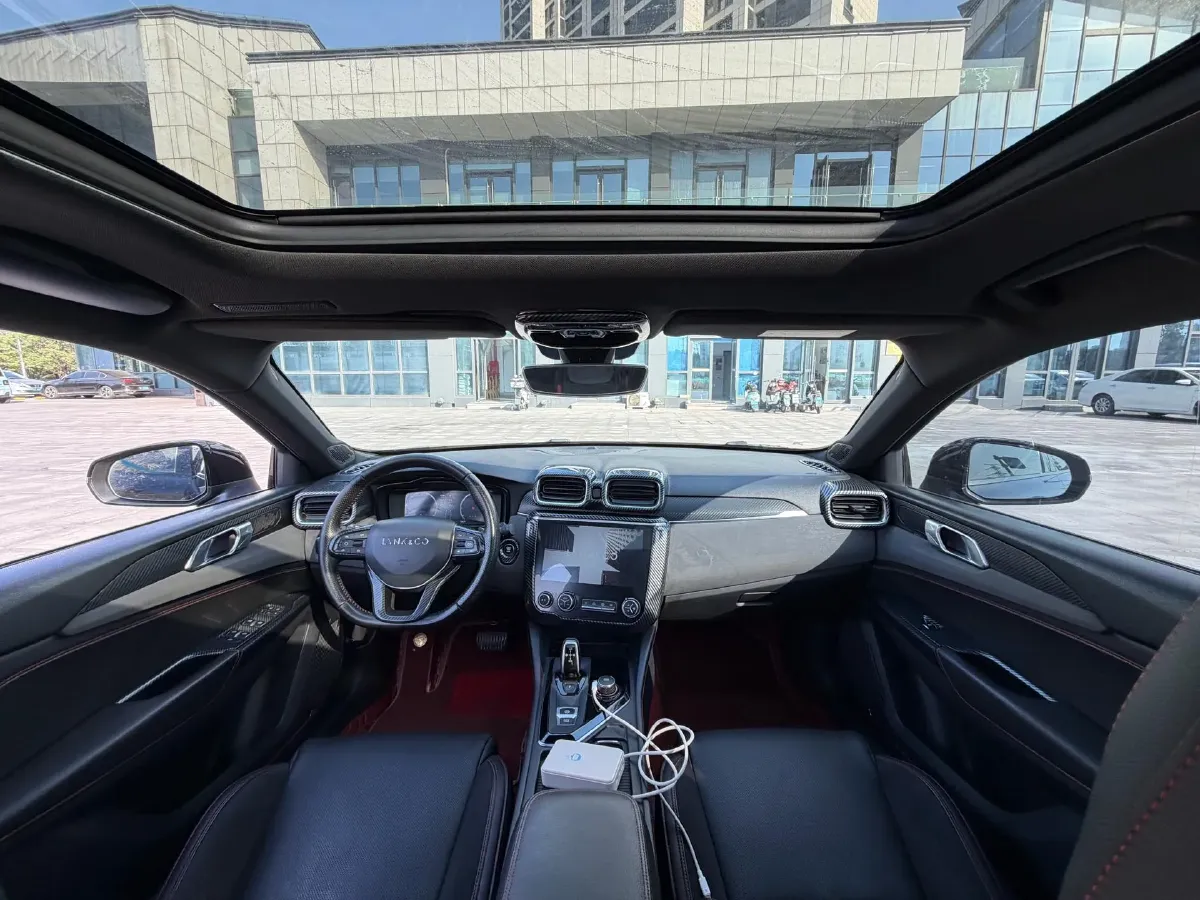 2019 Qoros 5 1.6T 197HP L4 7DCT,autocango,china used car exporter,china ev exporter,chinese used car exporter,chinese used ev exporter