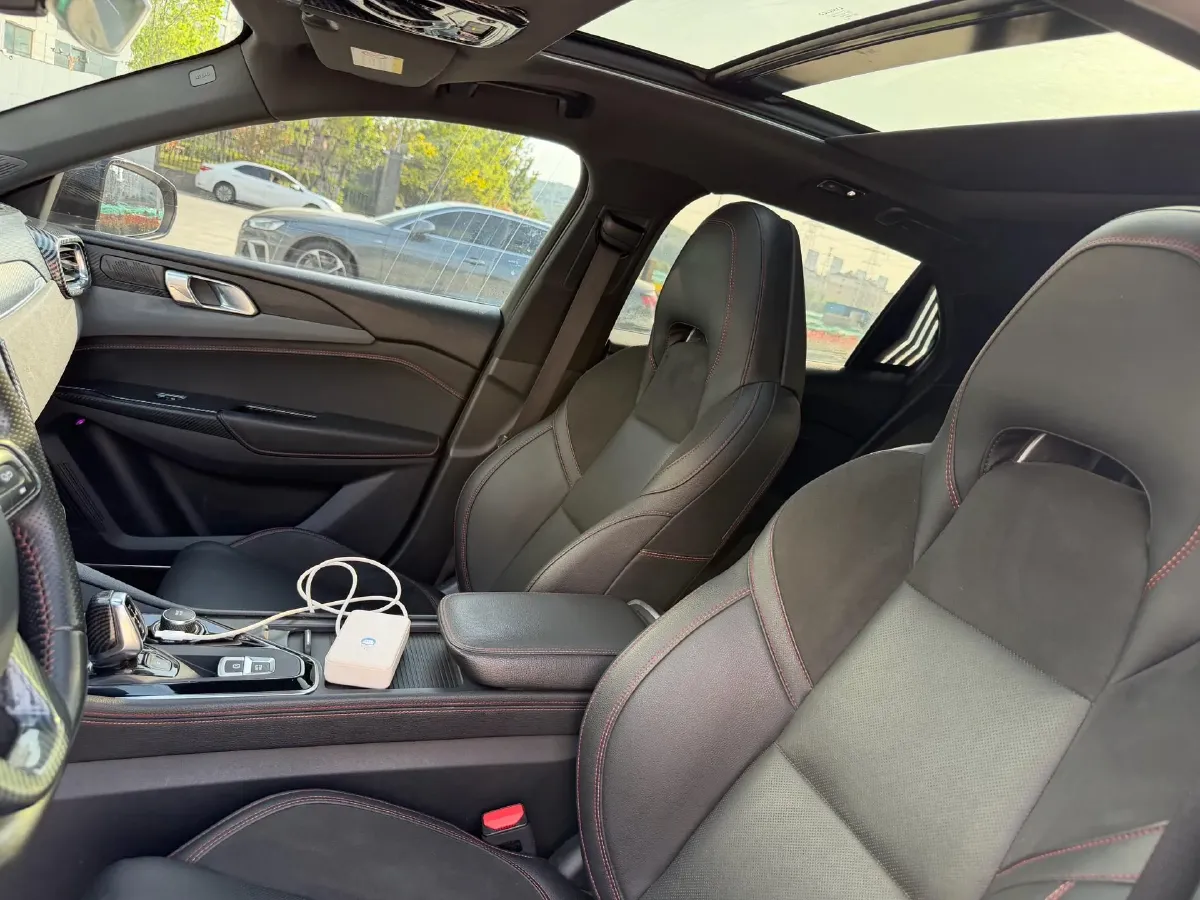 2019 Qoros 5 1.6T 197HP L4 7DCT,autocango,china used car exporter,china ev exporter,chinese used car exporter,chinese used ev exporter
