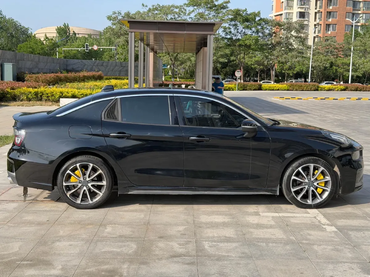 2019 Qoros 5 1.6T 197HP L4 7DCT,autocango,china used car exporter,china ev exporter,chinese used car exporter,chinese used ev exporter