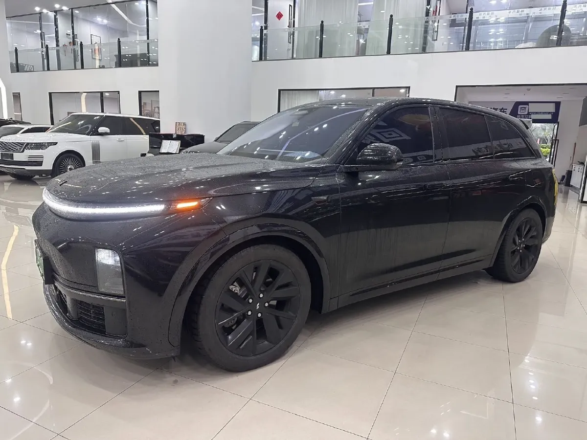 2023 Li L7 Range Extended 154HP REEV 40.9KWH,autocango,china used car exporter,china ev exporter,chinese used car exporter,chinese used ev exporter