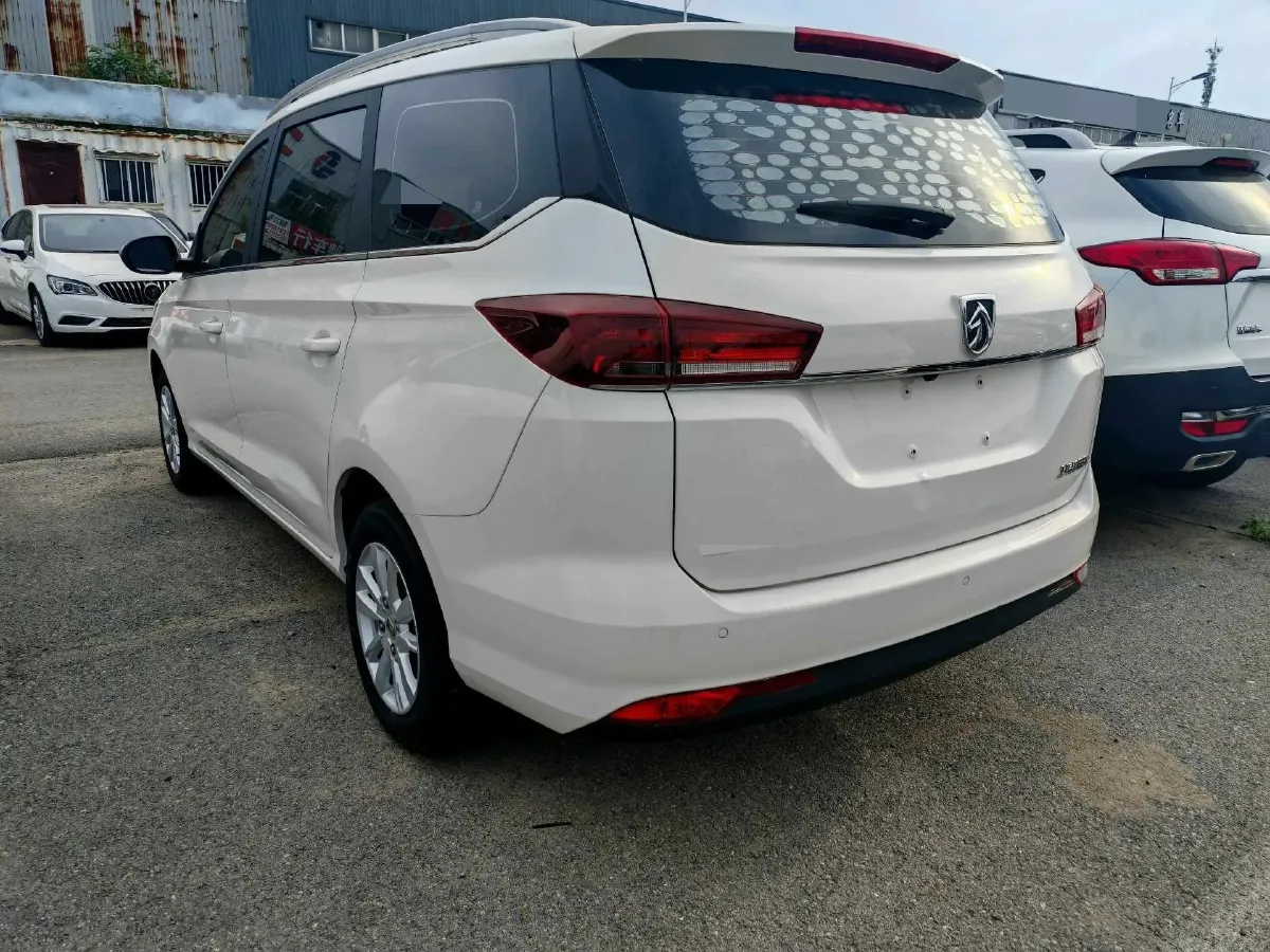 2019 BaoJun 360 1.5L 105HP L4 6MT,autocango,china used car exporter,china ev exporter,chinese used car exporter,chinese used ev exporter