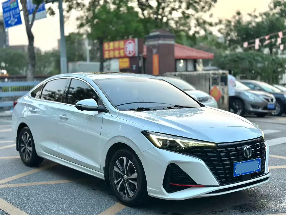 2021 ChangAn Eado 1.4T 160HP L4 7DCT,autocango,china used car exporter,china ev exporter,chinese used car exporter,chinese used ev exporter