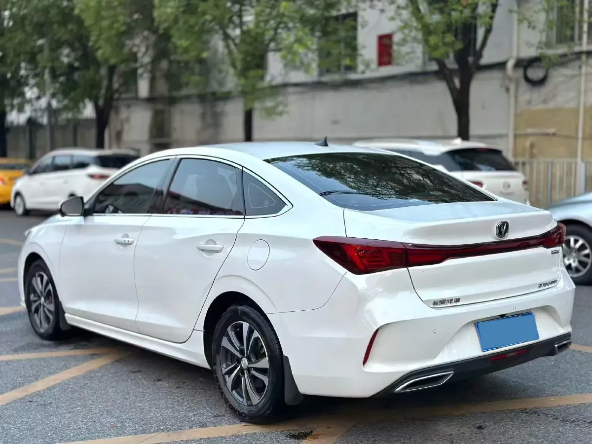 2021 ChangAn Eado 1.4T 160HP L4 7DCT,autocango,china used car exporter,china ev exporter,chinese used car exporter,chinese used ev exporter