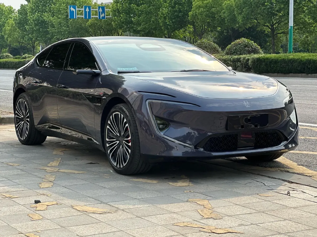 2025 Avatr 12 1.5T 156HP L4 REEV 39.05KWH,autocango,china used car exporter,china ev exporter,chinese used car exporter,chinese used ev exporter