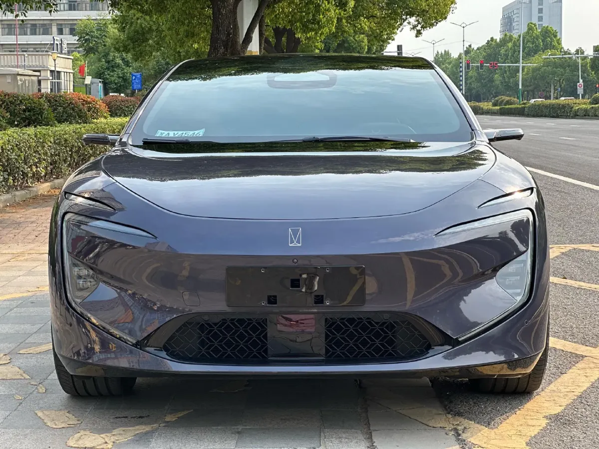 2025 Avatr 12 1.5T 156HP L4 REEV 39.05KWH,autocango,china used car exporter,china ev exporter,chinese used car exporter,chinese used ev exporter