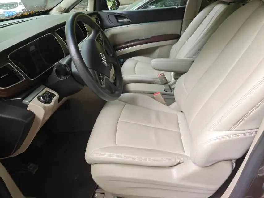 2018 Buick GL8 2.0T 260HP L4 6AT,autocango,china used car exporter,china ev exporter,chinese used car exporter,chinese used ev exporter
