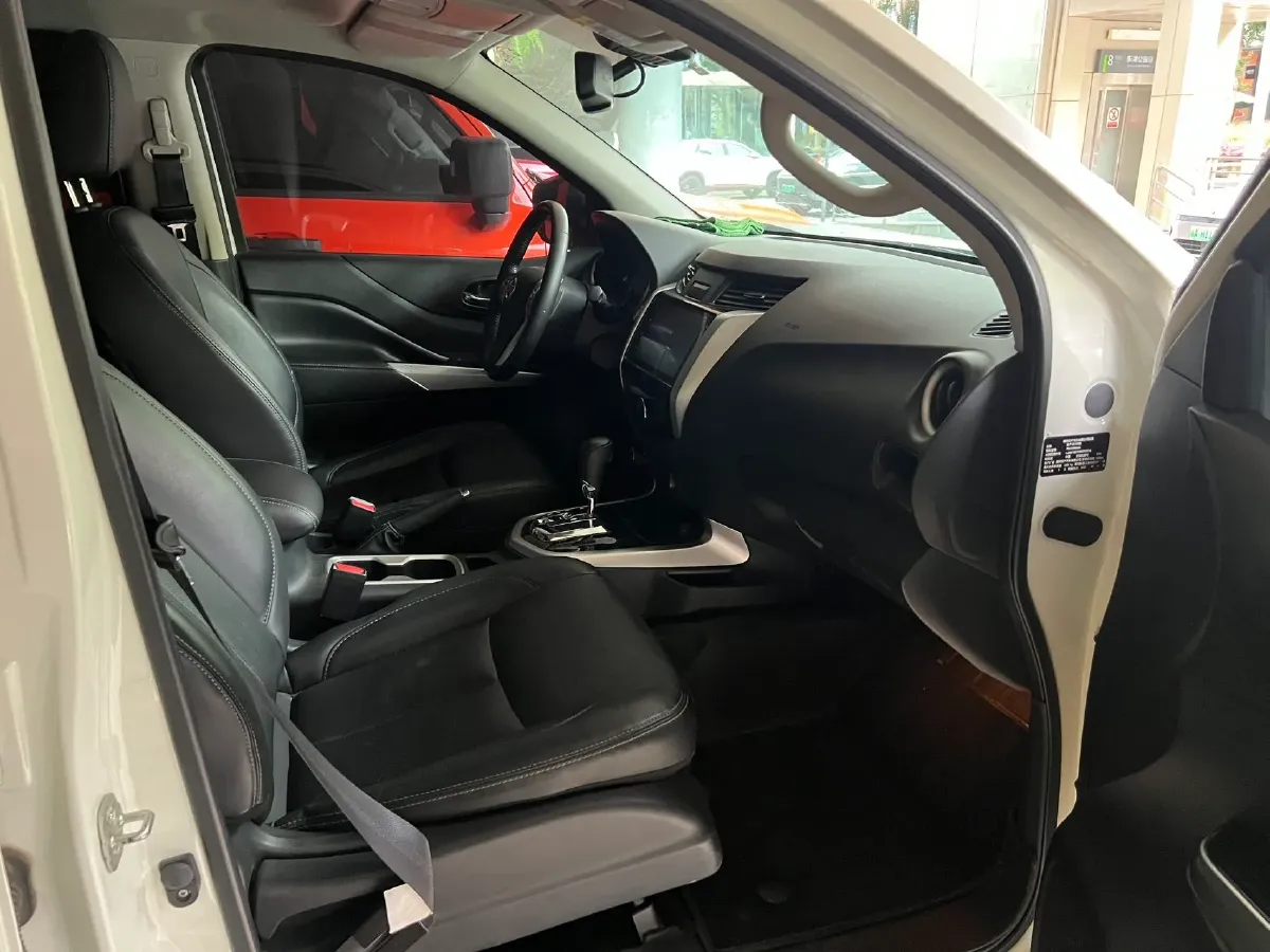 2020 Nissan Terra 2.5L 193HP L4 7AT,autocango,china used car exporter,china ev exporter,chinese used car exporter,chinese used ev exporter