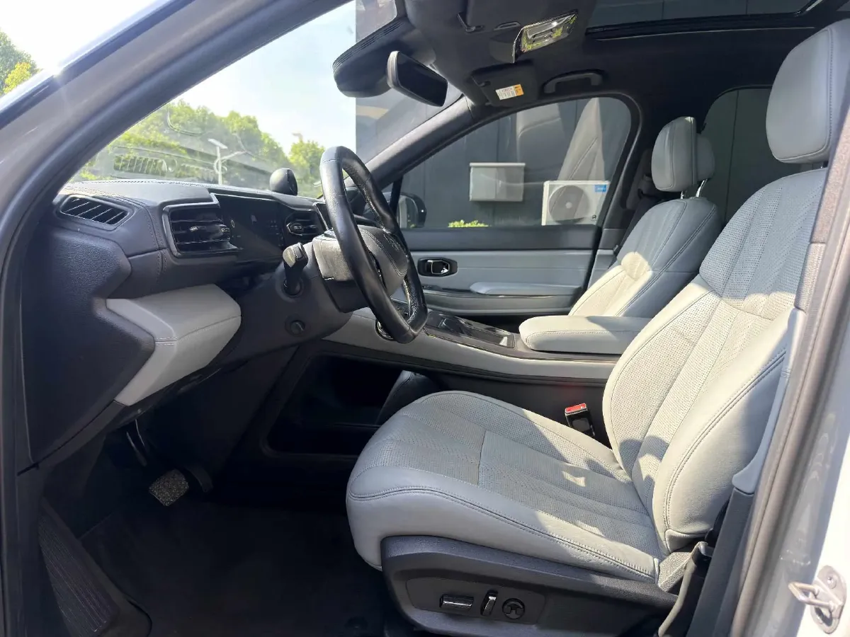 2020 NIO ES8 BEV 100KWH,autocango,china used car exporter,china ev exporter,chinese used car exporter,chinese used ev exporter