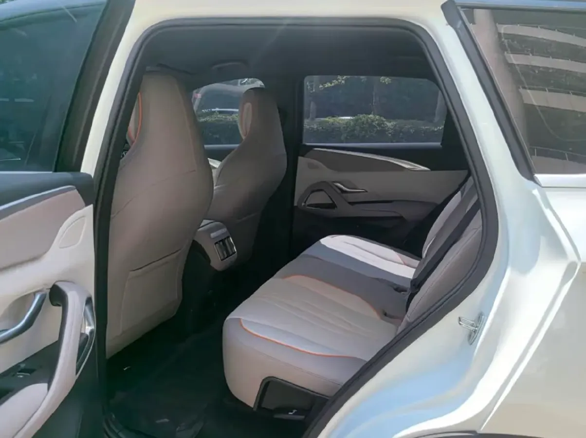 2024 BYD Song Pro 1.5L 110HP L4 E-CVT PHEV 12.9KWH,autocango,china used car exporter,china ev exporter,chinese used car exporter,chinese used ev exporter