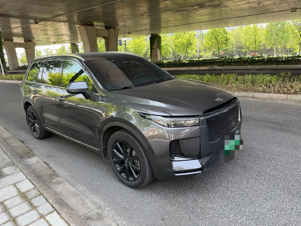 2021 Li ONE Range Extended 131HP REEV 40.5KWH,autocango,china used car exporter,china ev exporter,chinese used car exporter,chinese used ev exporter