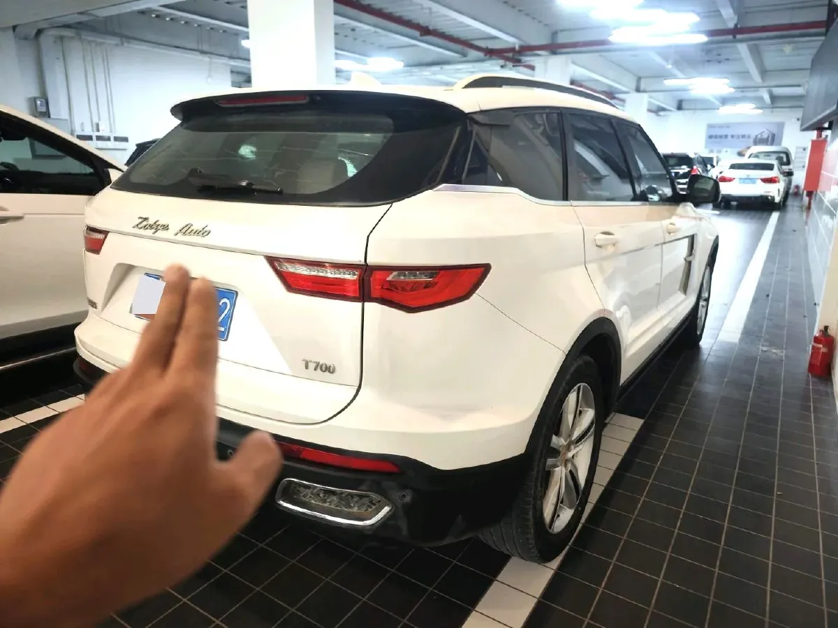 2017 Zotye T700 1.8T 177HP L4 6DCT,autocango,china used car exporter,china ev exporter,chinese used car exporter,chinese used ev exporter