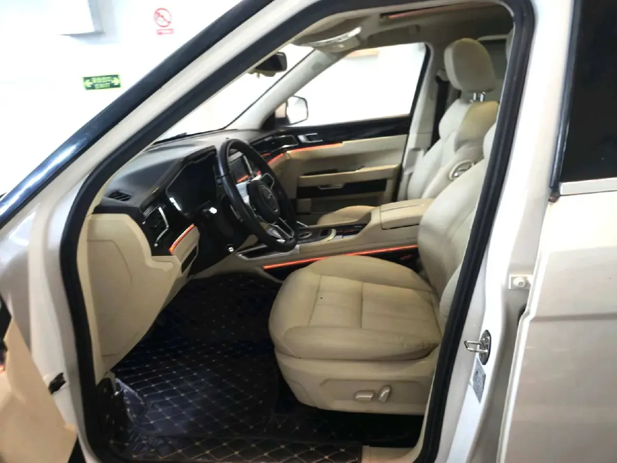 2017 Zotye T700 1.8T 177HP L4 6DCT,autocango,china used car exporter,china ev exporter,chinese used car exporter,chinese used ev exporter