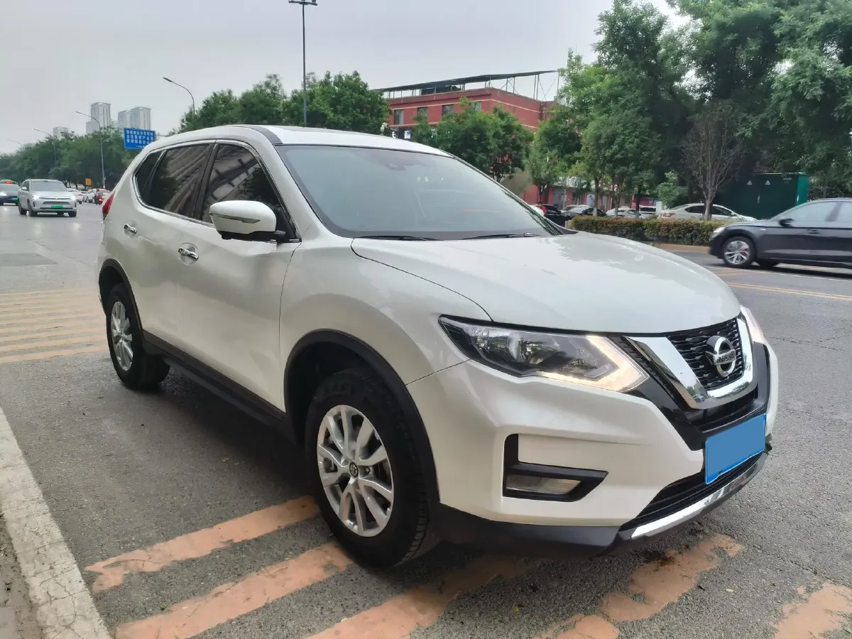 2021 Nissan X-Trail 2.0L 151HP L4 CVT,autocango,china used car exporter,china ev exporter,chinese used car exporter,chinese used ev exporter