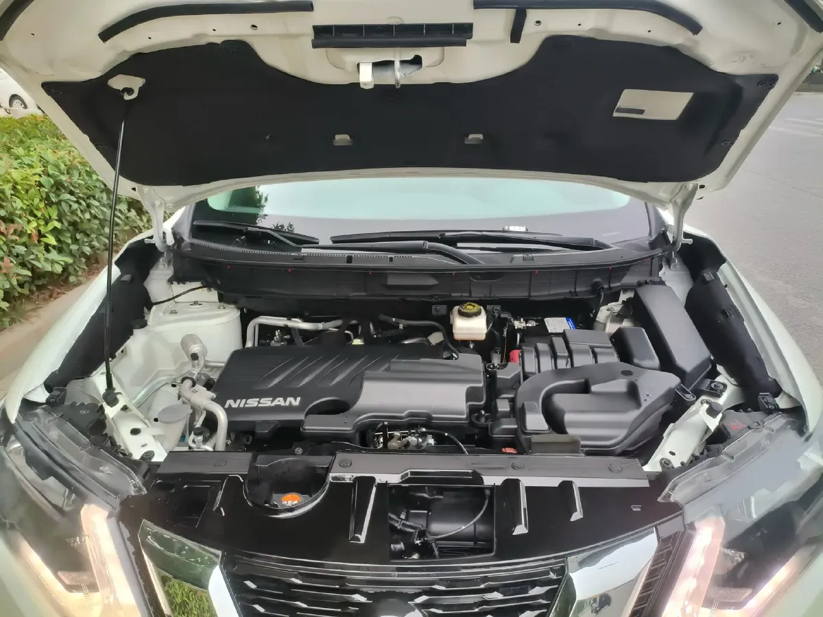 2021 Nissan X-Trail 2.0L 151HP L4 CVT,autocango,china used car exporter,china ev exporter,chinese used car exporter,chinese used ev exporter