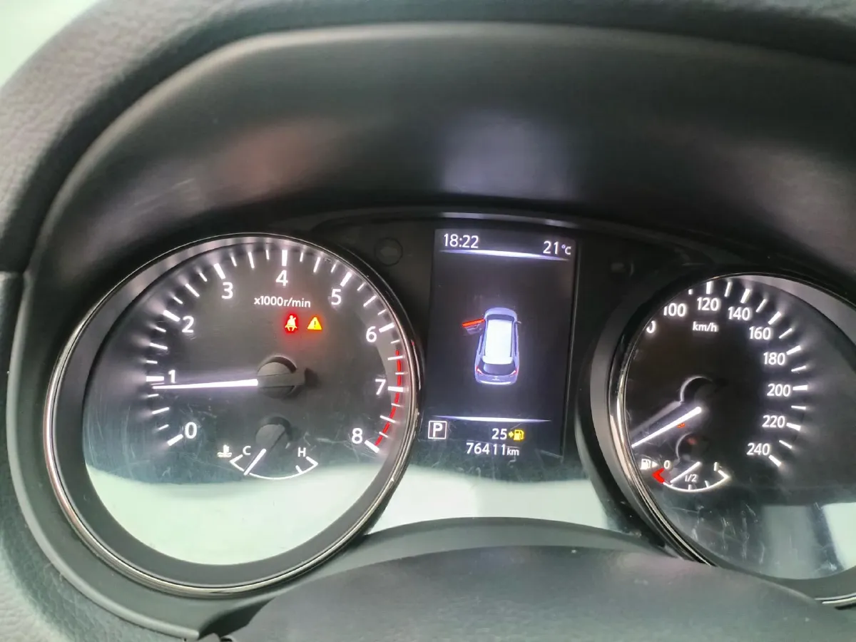 2021 Nissan X-Trail 2.0L 151HP L4 CVT,autocango,china used car exporter,china ev exporter,chinese used car exporter,chinese used ev exporter