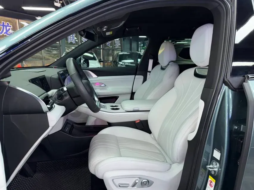 2024 Xpeng G9 BEV 78.2KWH,autocango,china used car exporter,china ev exporter,chinese used car exporter,chinese used ev exporter