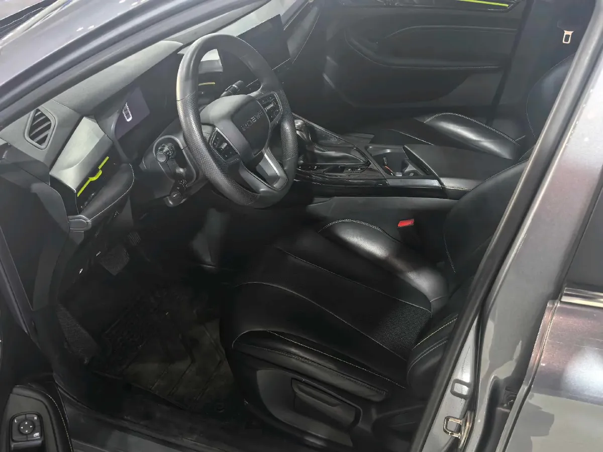 2021 Roewe i5 1.5L 120HP L4 CVT,autocango,china used car exporter,china ev exporter,chinese used car exporter,chinese used ev exporter