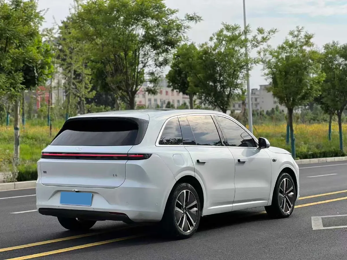 2024 Li L6 Range Extended 154HP L4 REEV 36.8KWH,autocango,china used car exporter,china ev exporter,chinese used car exporter,chinese used ev exporter