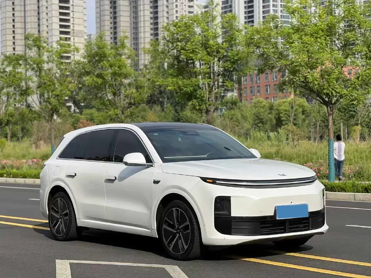 2024 Li L6 Range Extended 154HP L4 REEV 36.8KWH,autocango,china used car exporter,china ev exporter,chinese used car exporter,chinese used ev exporter