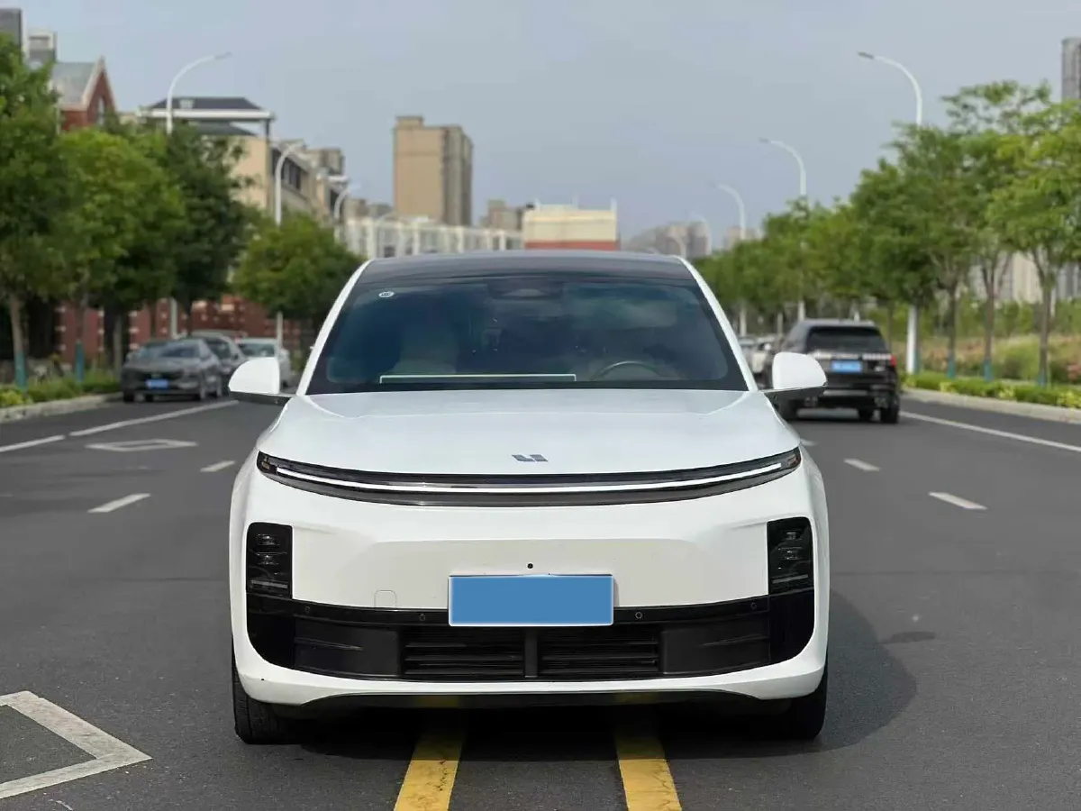 2024 Li L6 Range Extended 154HP L4 REEV 36.8KWH,autocango,china used car exporter,china ev exporter,chinese used car exporter,chinese used ev exporter