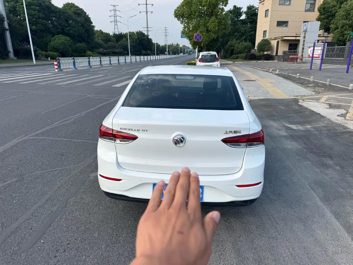 2021 Buick Excelle 1.5L 113HP L4 6AT,autocango,china used car exporter,china ev exporter,chinese used car exporter,chinese used ev exporter
