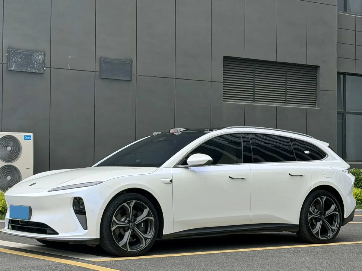 2023 NIO ET5T BEV 75KWH,autocango,china used car exporter,china ev exporter,chinese used car exporter,chinese used ev exporter