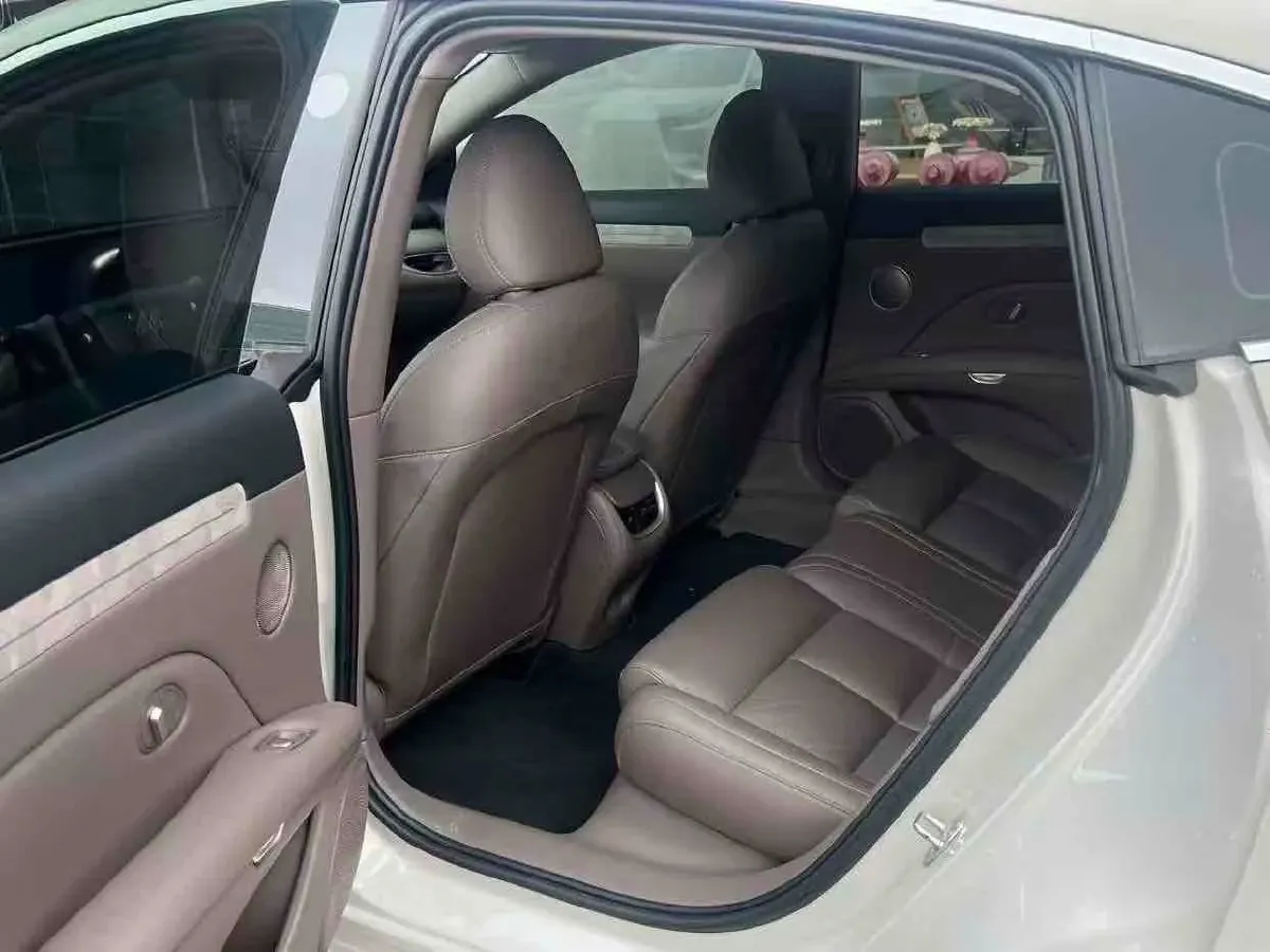 2025 IM L6 BEV,autocango,china used car exporter,china ev exporter,chinese used car exporter,chinese used ev exporter